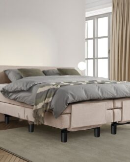 Boxspring Bed Sophia – Elektrisch – 140×200 – Incl. Hoofdbord – Ecru bestellen via beddenwinkel-online.nl