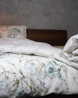 Loiva Summerlight – Donzen Zomerdekbed 140 x 200 cm Ganzendons – Eenpersoons Loiva Summerlight – Donzen Zomerdekbed 140 x 200 cm Ganzendons – Eenpersoons bestellen via beddenwinkel-online.nl